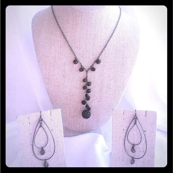 Fashion Necklace & Dangle Drop Earrings w/ Black Bead / Cluster Bead, Beads - Picture 1 of 5